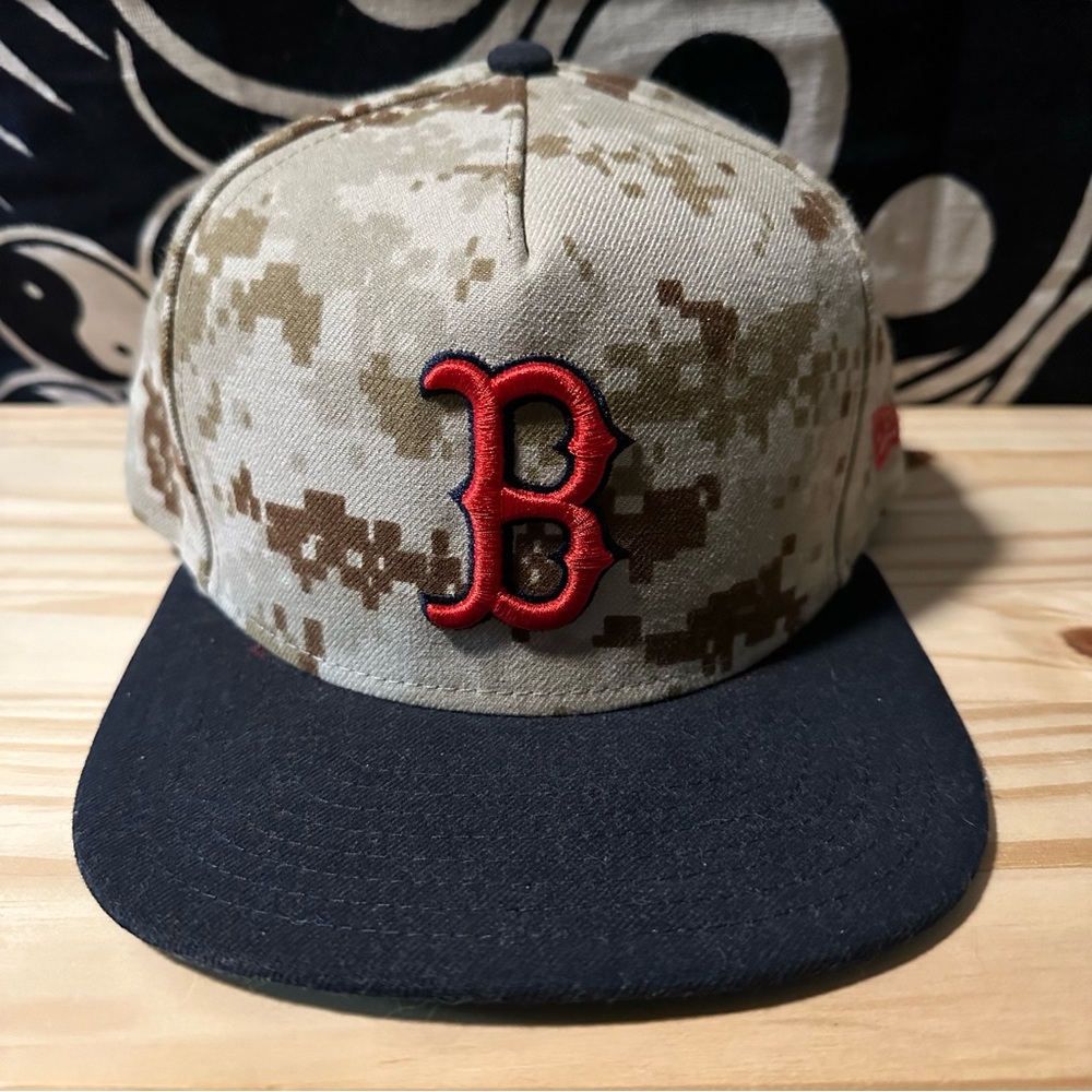 Boston Red Sox Marine Military Camo Edition MLB Official New Era Snap Back Hat